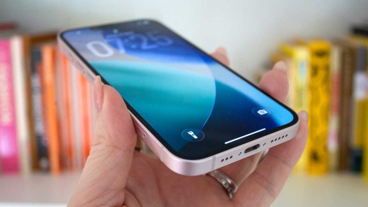 Apple iPhone 17e review 17