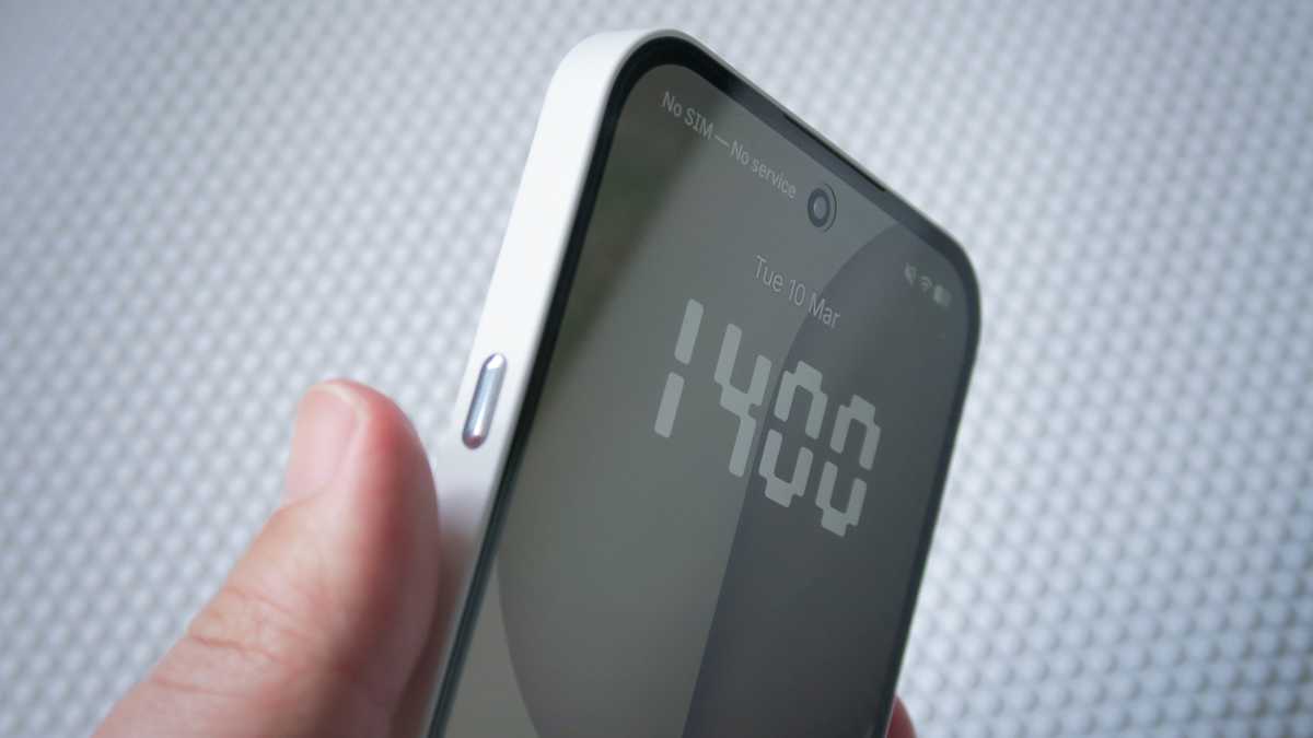 Nothing Phone 4a REVIEW Essential Key