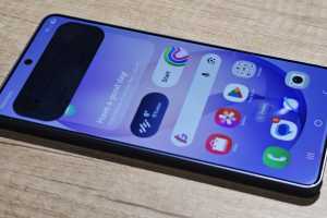 I've seen Samsung's Privacy Display and can promise you, I didn't see anything at all