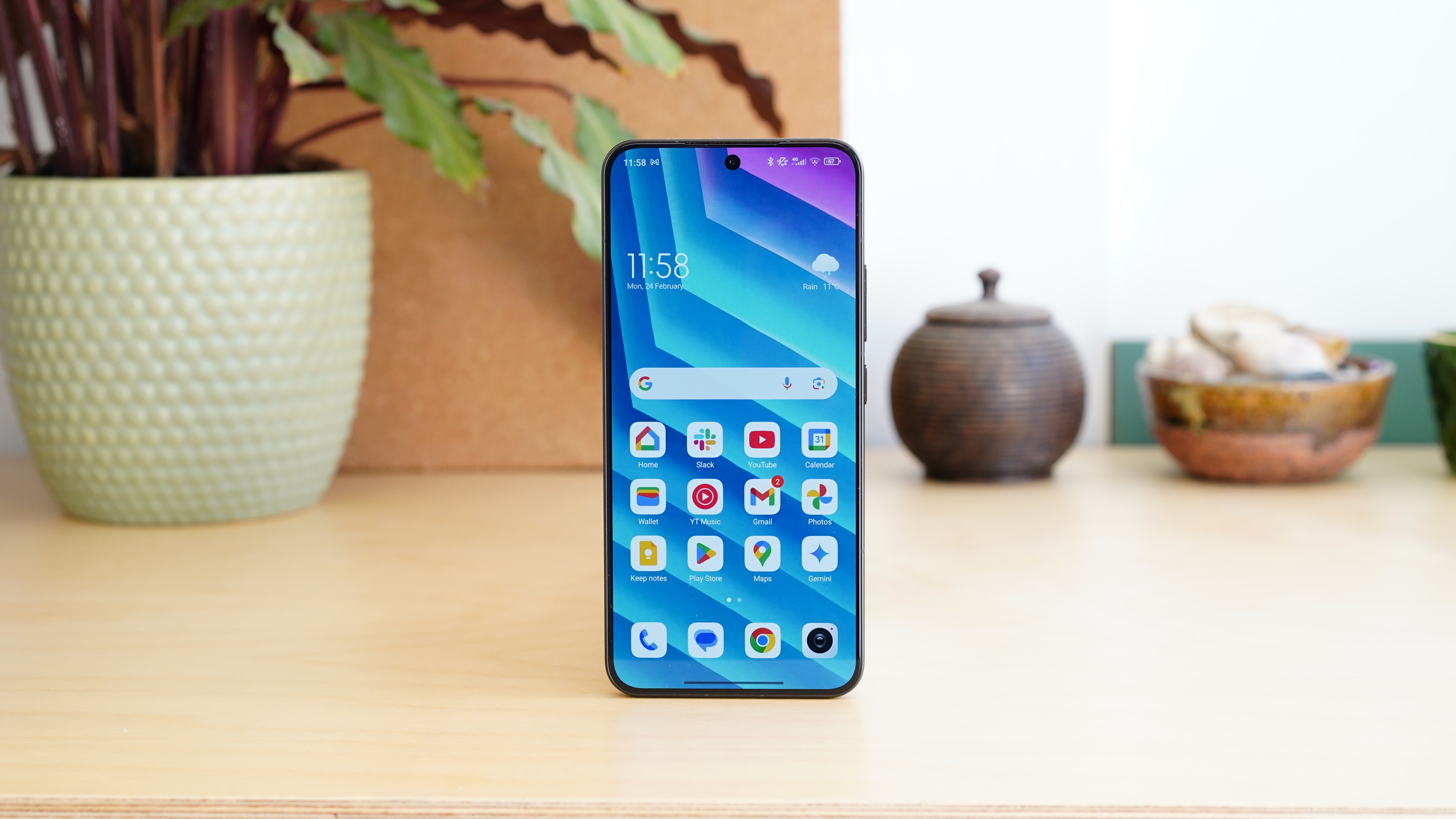 Xiaomi 15 - Best Entry-Level Flagship