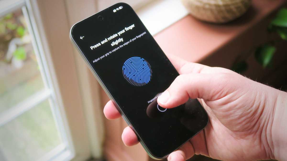 Xiaomi 17 REVIEW fingerprint